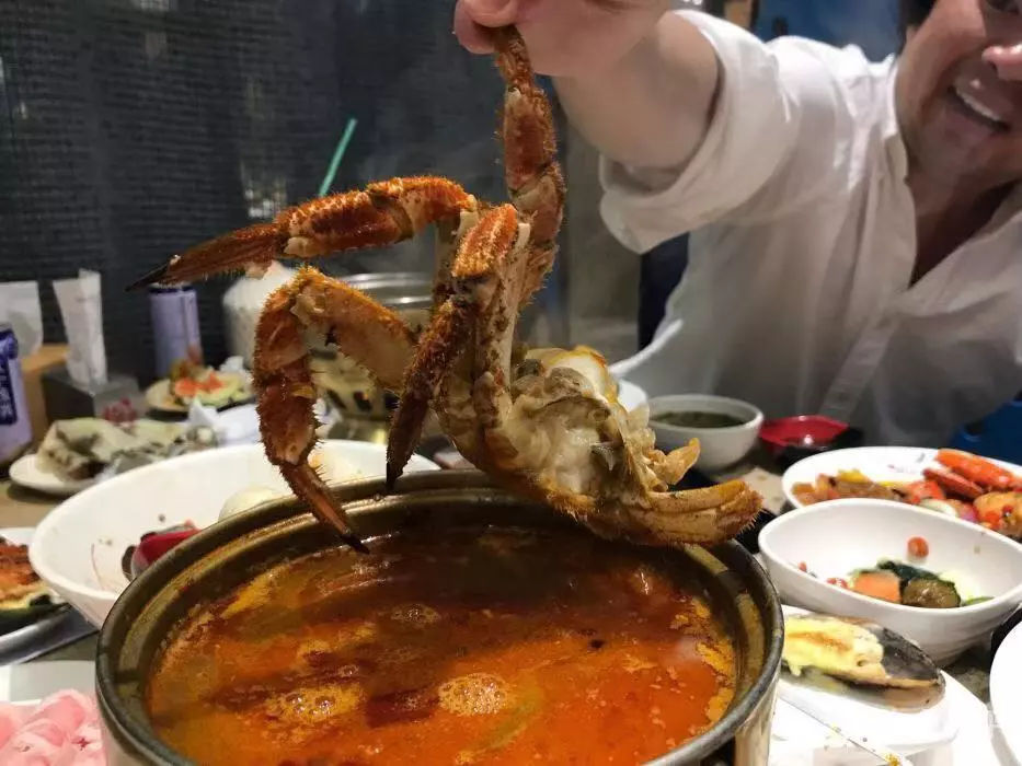 星欧注册 | 海鲜+温泉双倍满足，这个年会有点嗨！